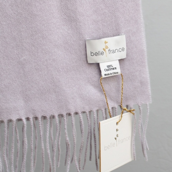 Belle France Lilac Pastel Purple 100% Cashmere Fringe Rectangle Neck Scarf NWT​ - Picture 3 of 4